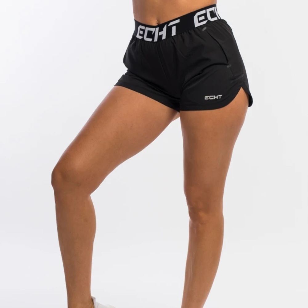 Echt ultimate black shorts